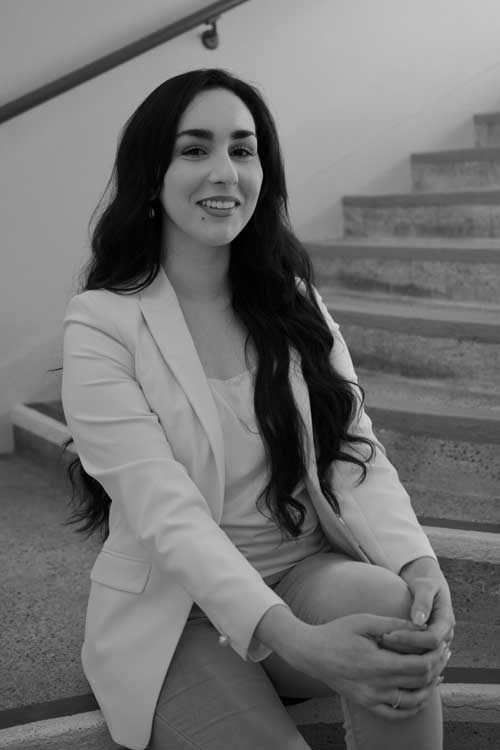 Lauren Valdez, AMFT